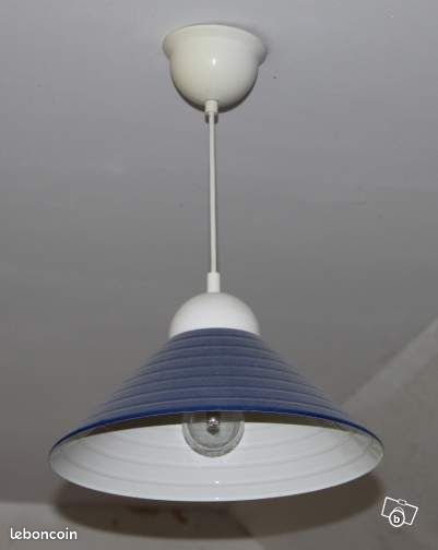 Suspension métal bleu (image 1)