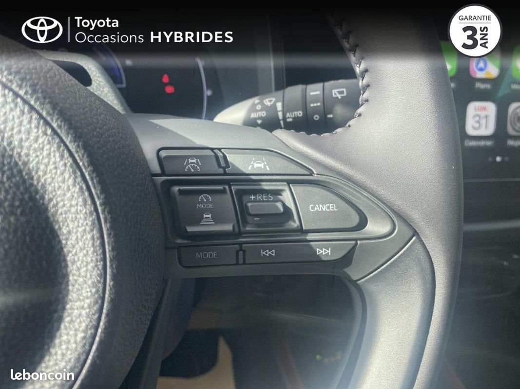 Toyota Aygo X 116h Graphic (image 13)