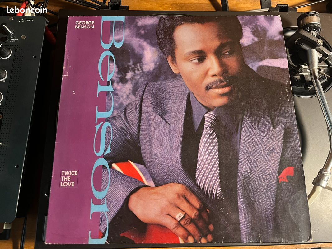 George Benson – Twice The Love vinyl (image 1)