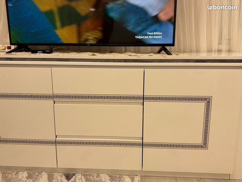 Commode (image 6)