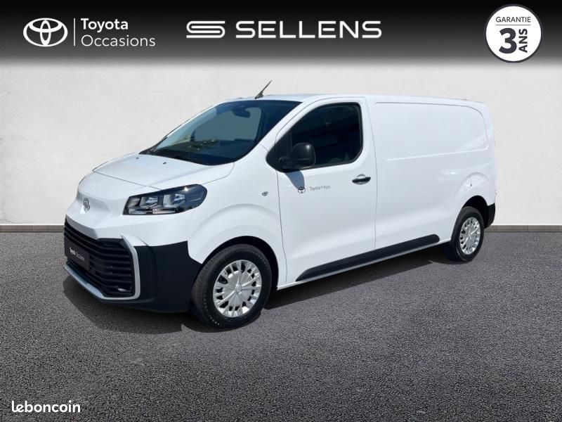 Toyota PROACE Medium 2.2 D-4D 150 Start Pack Confort BVA MY25 (image 1)