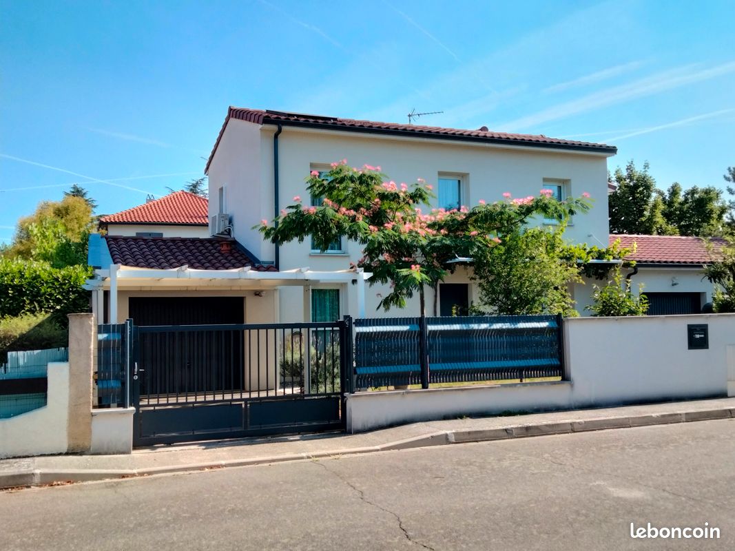 Maison 4 pièces 103 m² · à Blagnac · 103 m² · 1 330 €/mois