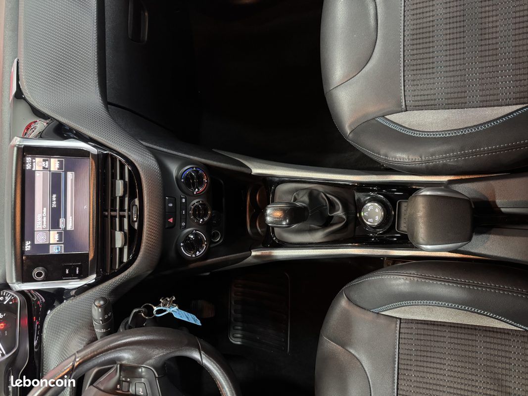 Peugeot 2008 1.2 puretech - 12v turbo 2016 (image 16)