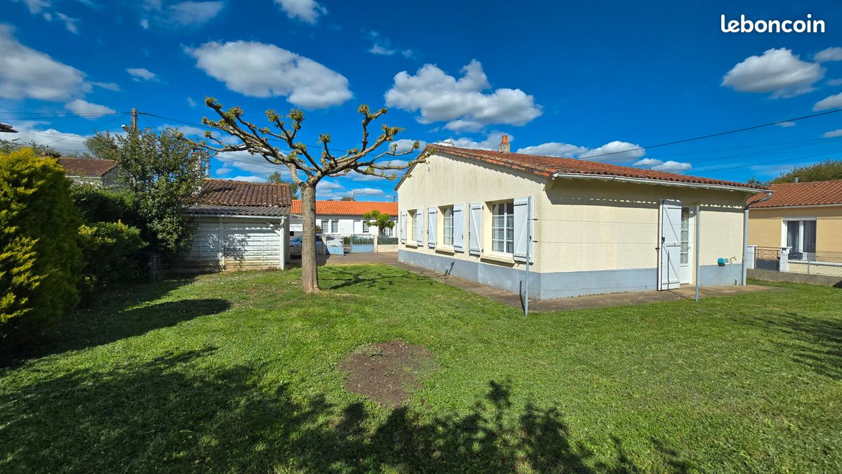Maison 4 pièces 65 m² · à Civray · 65 m² · 99 000 €