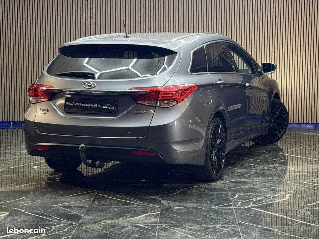 HYUNDAI i40 SW 1.7 CRDi 136 Pack Premium A (image 6)
