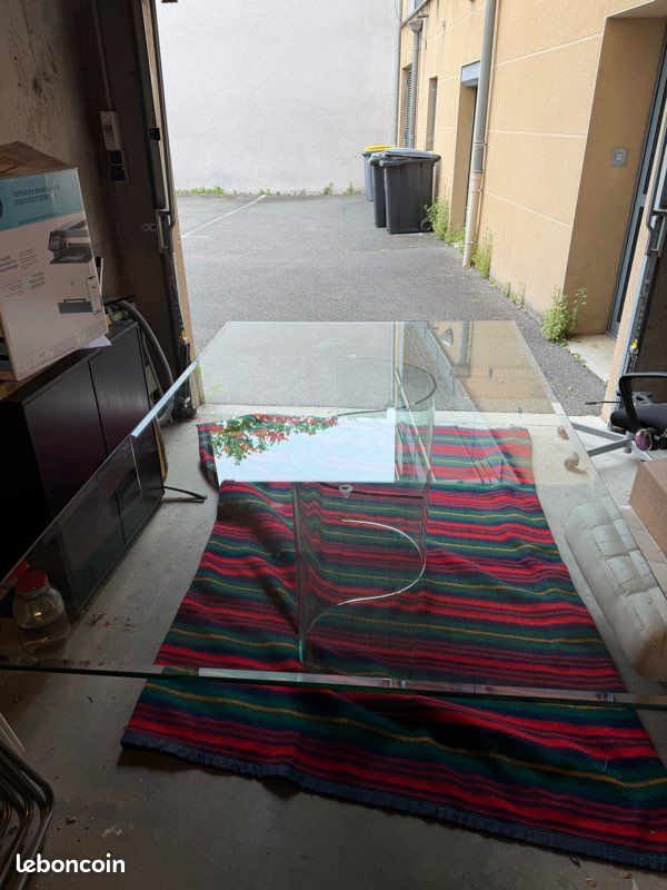 Table de salle à manger en verre (image 3)