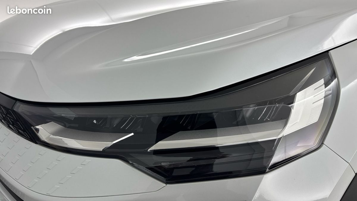 Renault captur eco g 100 ch techno (image 21)