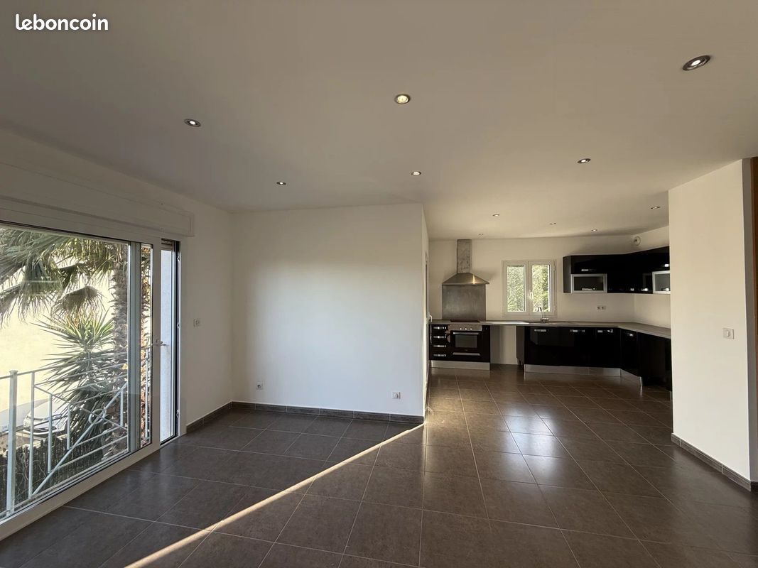 Appartement 3 pièces 71 m² · à Borgo · 71 m² · 211 000 €