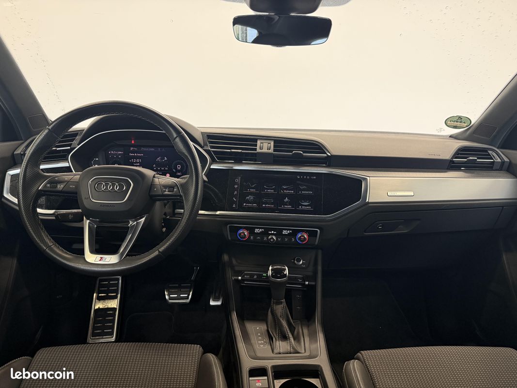 AUDI Q3 45 TFSIe 245 ch S tronic 6 S line (image 5)