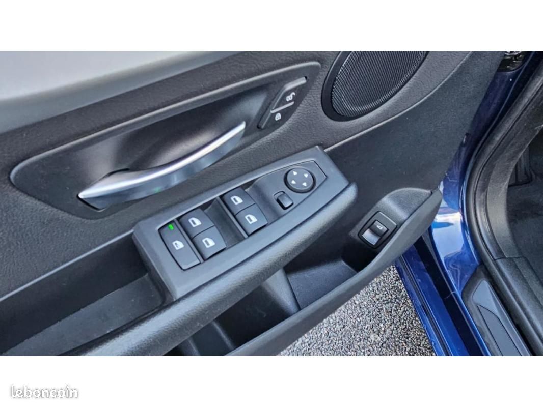 BMW Serie 2 Active Tourer Advantage Pack Business 216d 116cv + Accès Confort + Sieges AV Chauffan... (image 26)