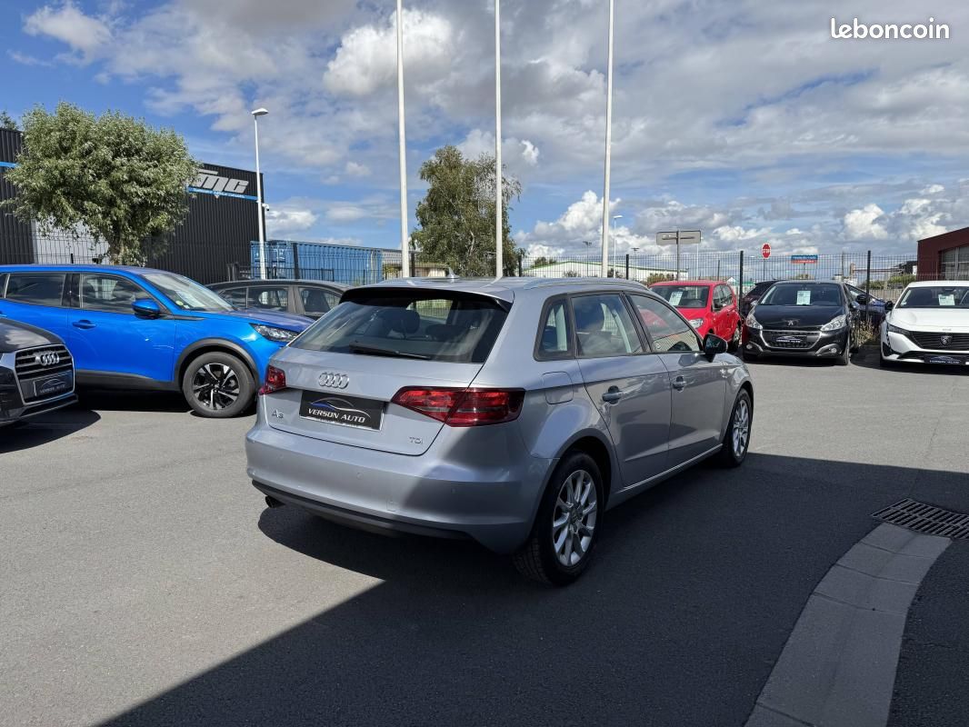 Audi A3 sportback 1.6 TDI 110 GPS TEL CLIM REGULATEUR (image 5)