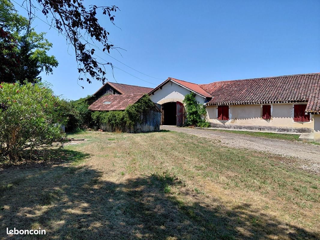 Maison 5 pièces 158 m² · à Ayzieu · 158 m² · 174 800 €