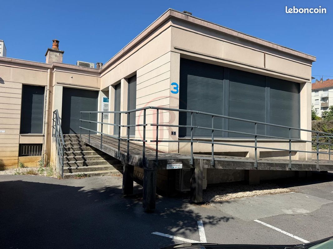 Maison 15 pièces 285 m² · à Besançon · 285 m² · 462 000 €