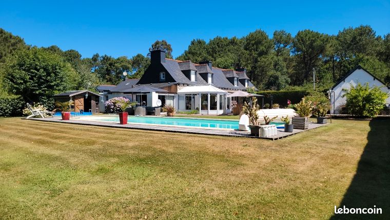 Propriété 8 pièces 155 m²