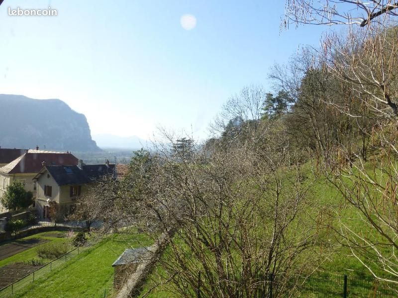 Appartement 3 pièces 66 m² · à Voreppe · 66 m² · 695 €/mois