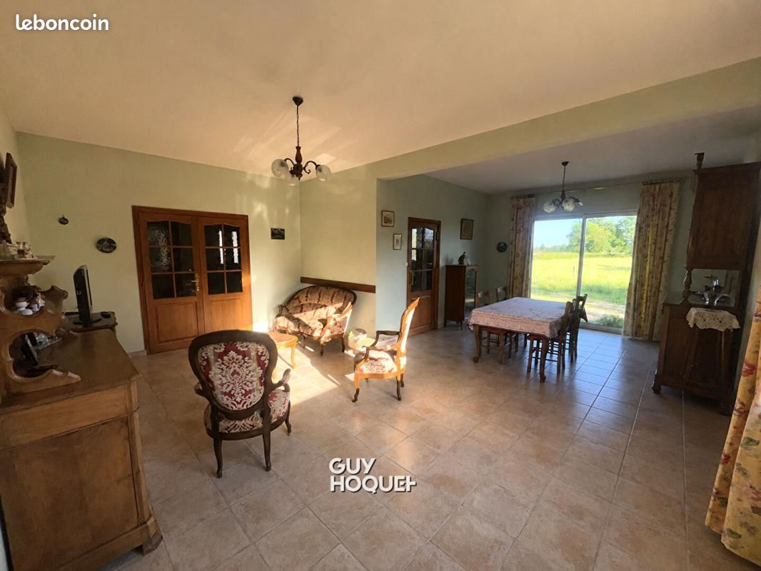Maison 6 pièces 164 m² · à Vitry-en-Charollais · 164 m² · 236 250 €