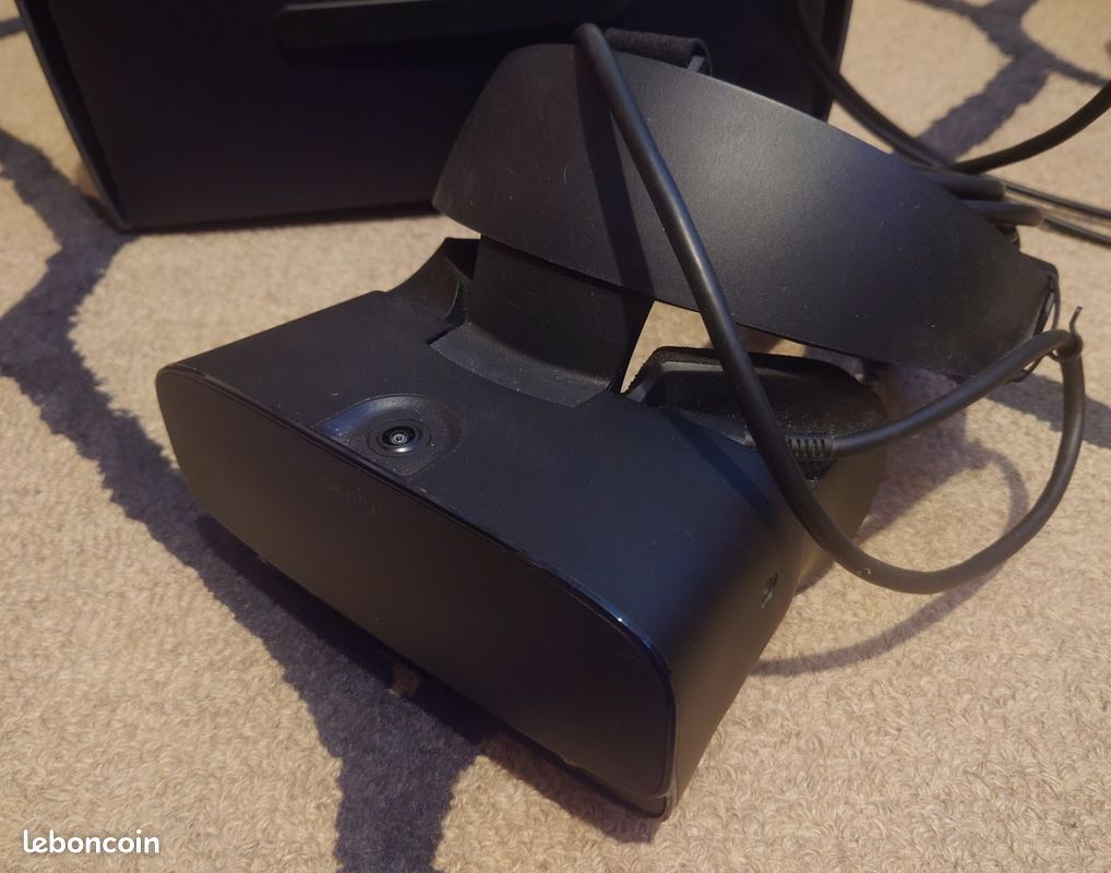Casque Oculus Rift : la réalité virtuelle ça a un prix