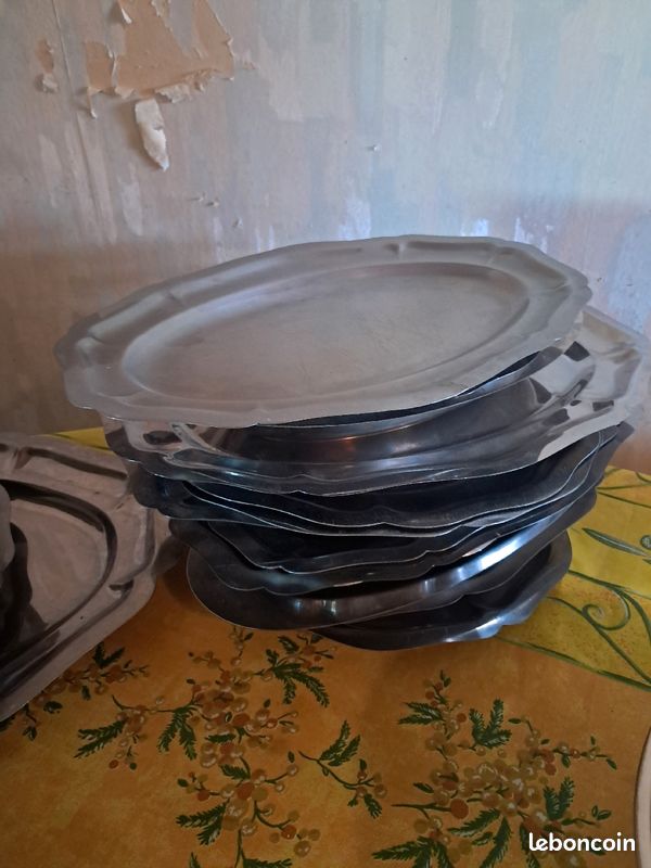 Plat de service en inox (image 3)