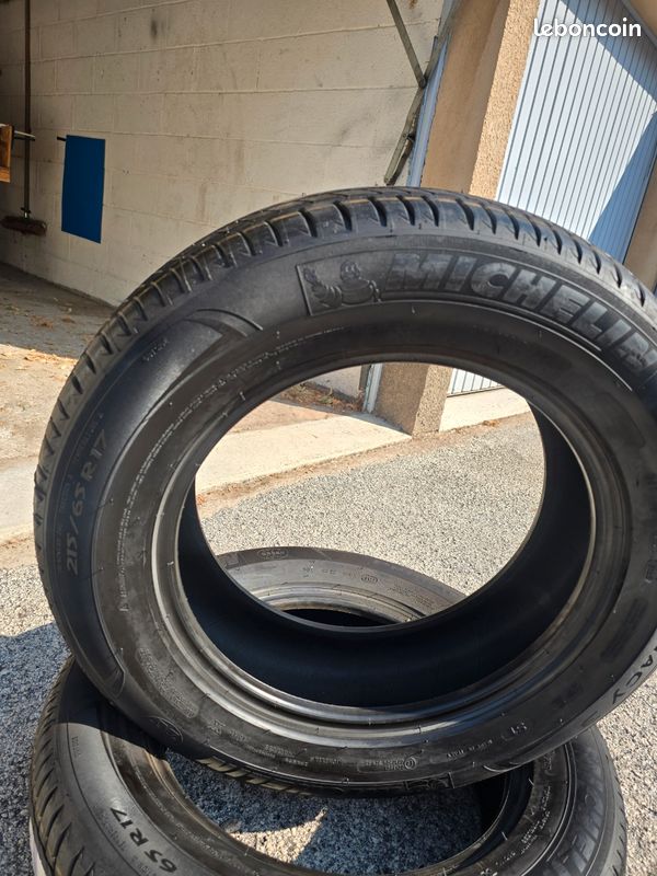 Pneus neuf Michelin Primacy 3 215/65/R17 (image 3)