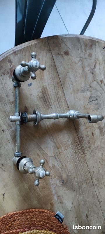 Robinet ancien (image 4)