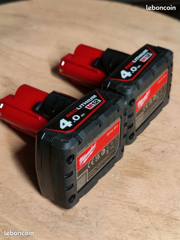Lot de 2 batteries Milwaukee M12 (image 3)