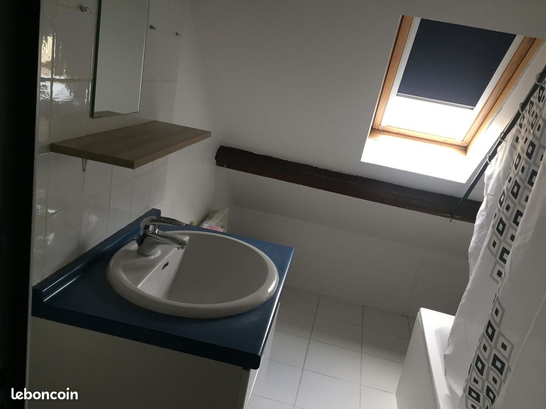 Appartement meublé à louer sarlat centre (image 3)