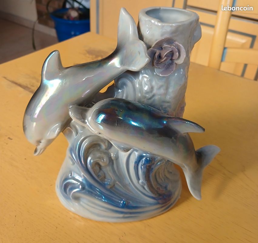 Vase dauphins fait main (image 1)