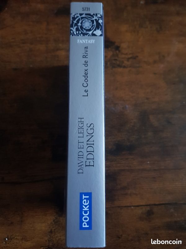 Códigos #5 - LOURDES DE LA RIVA