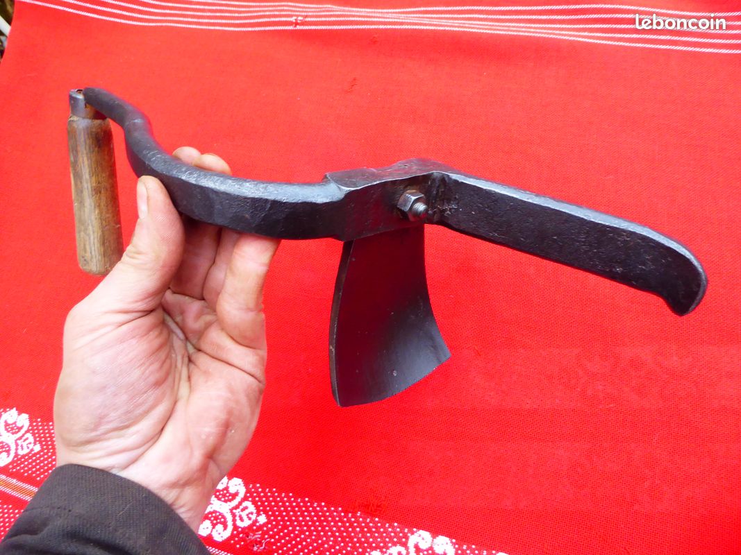 Ancienne Plane à Genoux De Tonnelier - Objet De Métier Authentique Et Patiné - H8