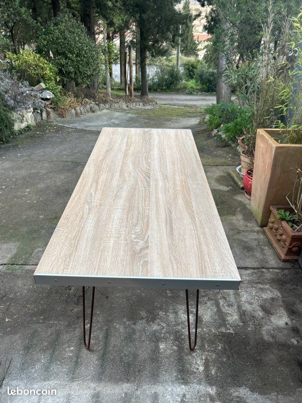 Table multi fonction (image 2)
