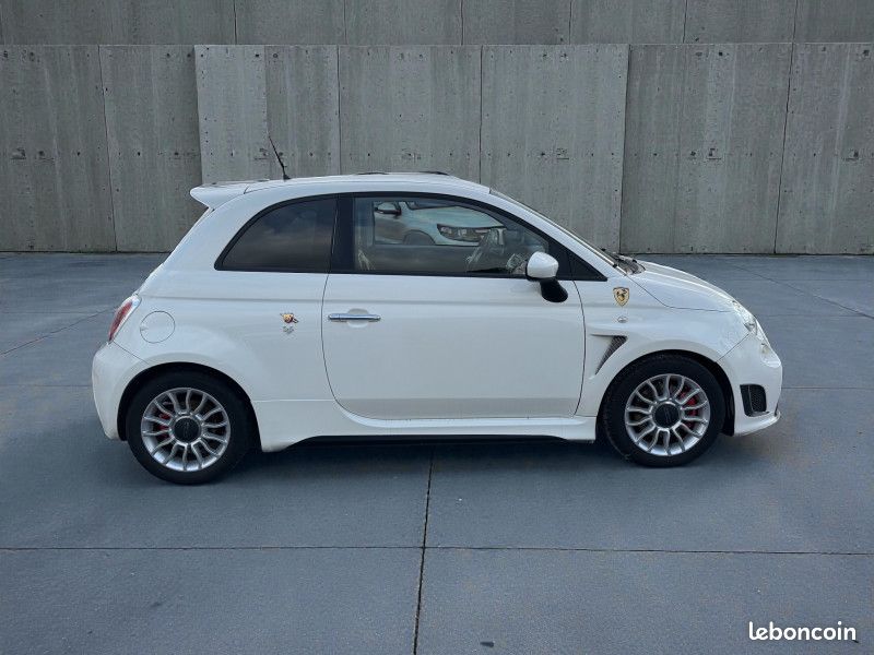 Abarth 500 1.4 TURBO T-JET 135CH (image 6)