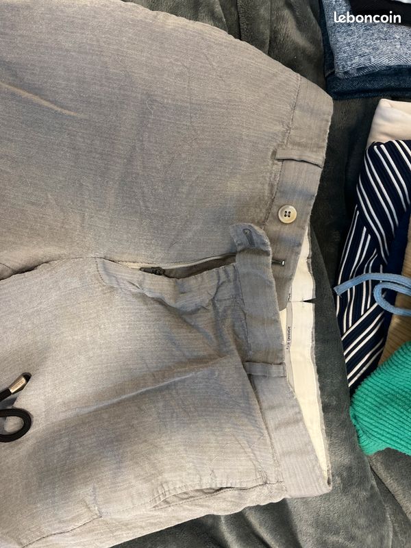 Lot Vêtements (jeans/jupes/pantalons) (image 4)
