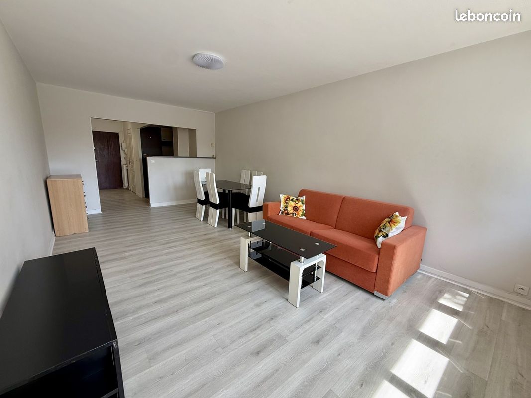 Appartement 1 pièce 32 m² · à Orléans · 32 m² · 106 920 €