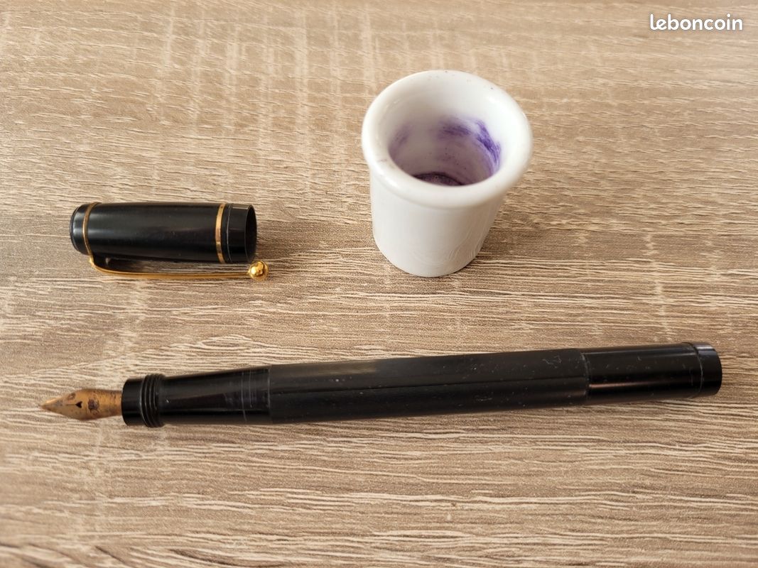 Stylo plume et porte-mine dans leur boîte d'origine Edacoto - Collection