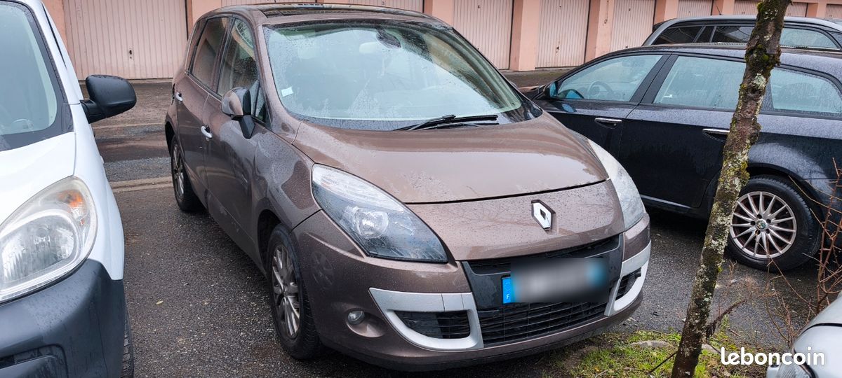 Renault Scénic 3, 1.9dci, 131ch (image 1)
