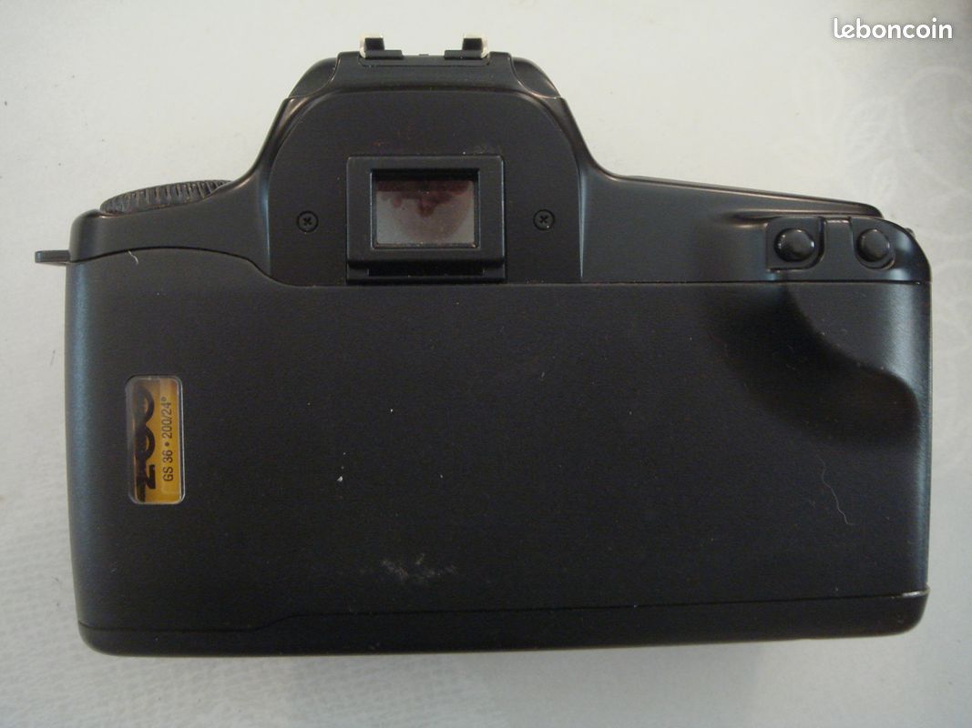 Canon EOS 1000D Appareil Photo Reflex Numérique