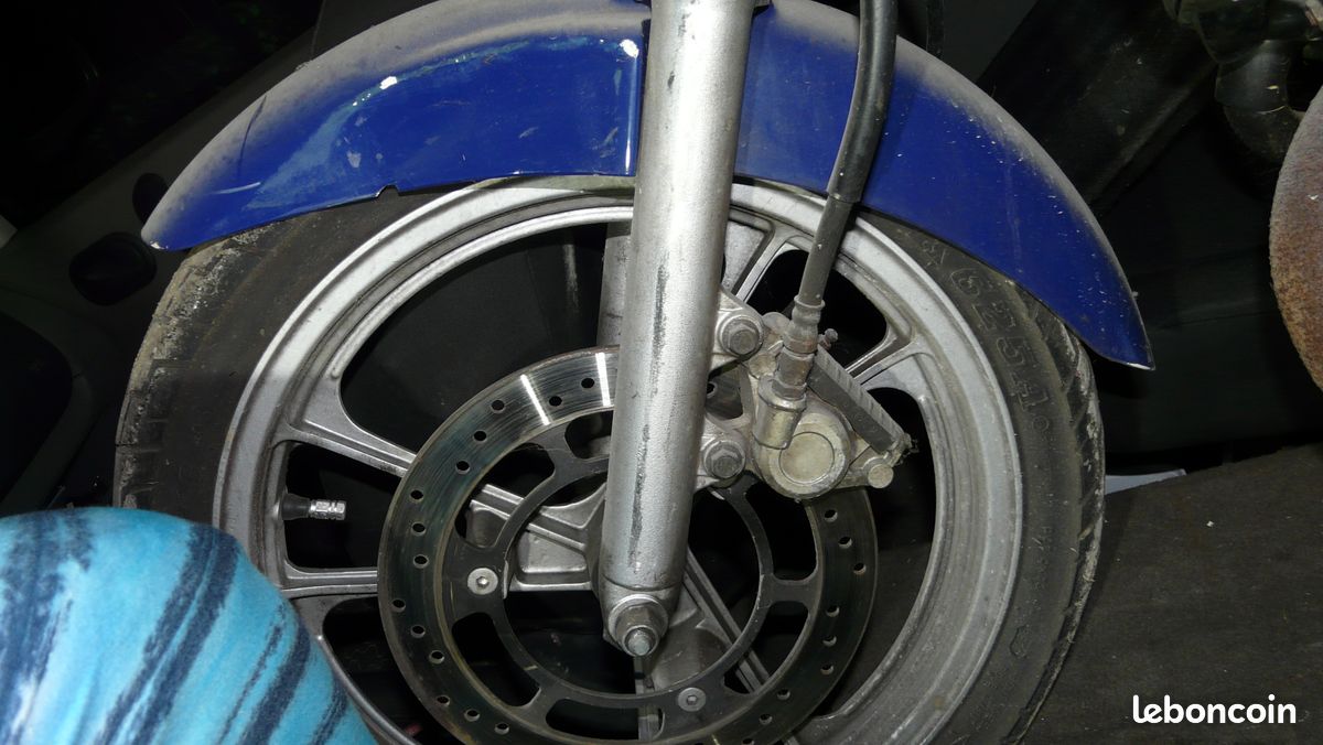 Jeu De Fourchettes De Boîte De Vitesses Avec Axes Pour Moteur Suzuki 125 RG Gamma - Pièce D'Occasion Fonctionnelle
