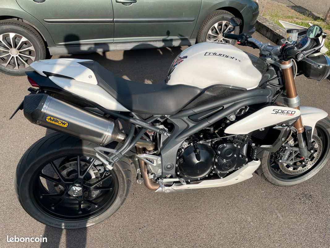 Vends Triumph Speed Triple (image 6)