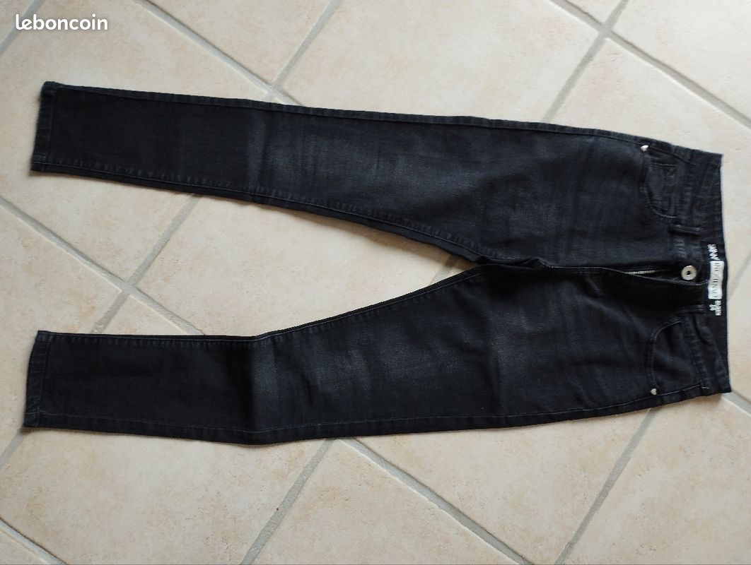 Jean léger noir (image 1)