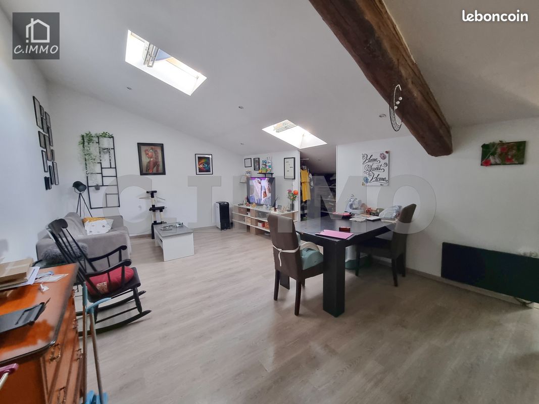 Immeuble 8 pièces 200 m² · à Abeilhan · 200 m² · 223 000 €