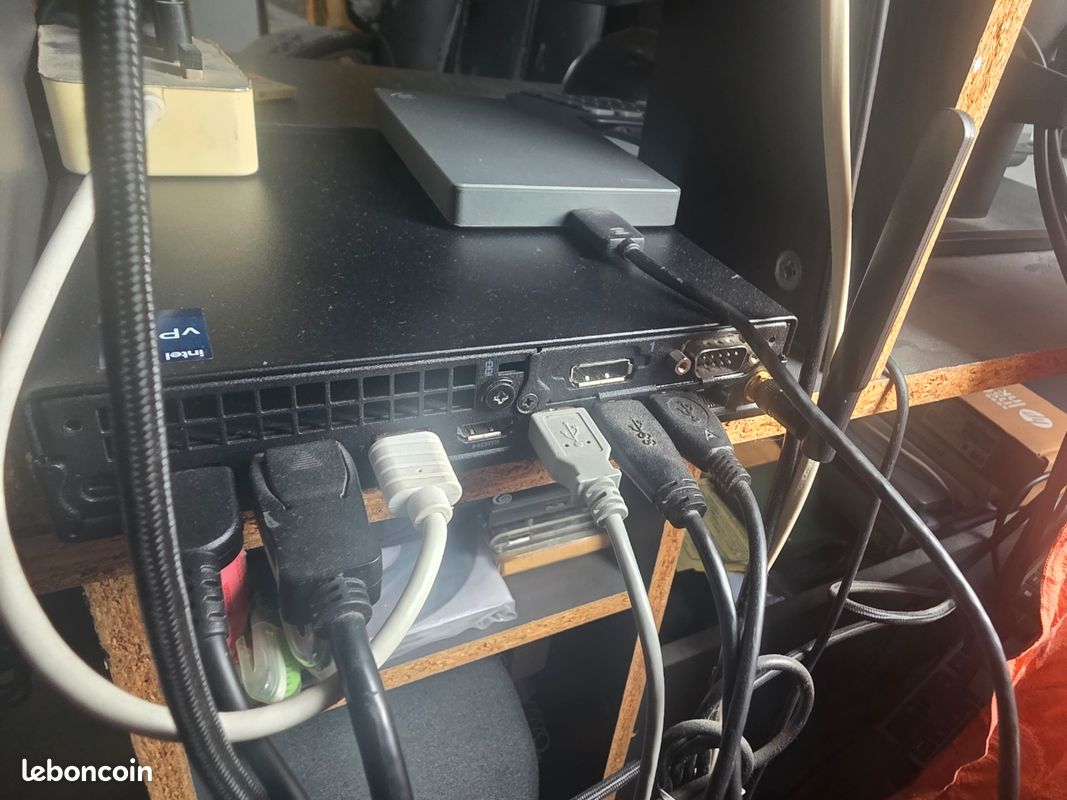 Lenevo Thinkcentre M80q Gen3 I7 12gen Pro DDR5 16 go Tout Neuf Prix Intéressé (image 2)