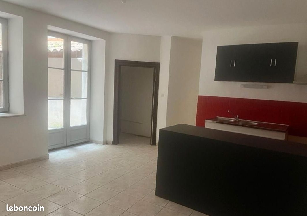 Appartement 3 pièces 78 m² · à Pont-Saint-Esprit · 78 m² · 580 €/mois