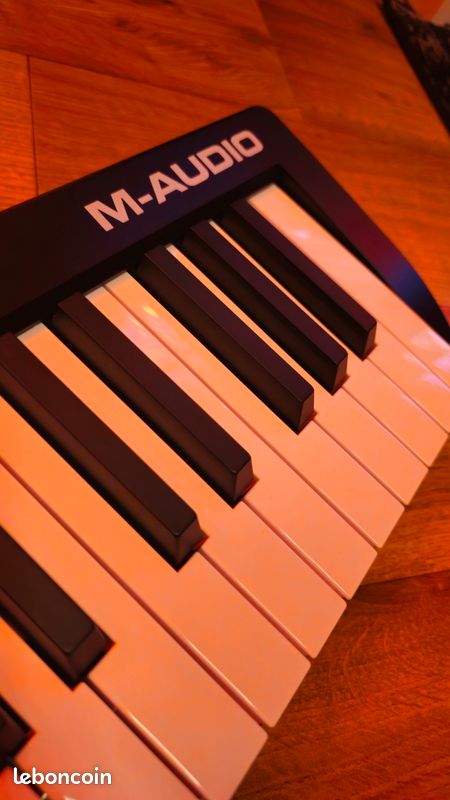Clavier Midi M Audio Keystation 61 (image 3)