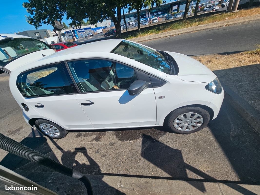 Skoda citigo 2015 (image 1)