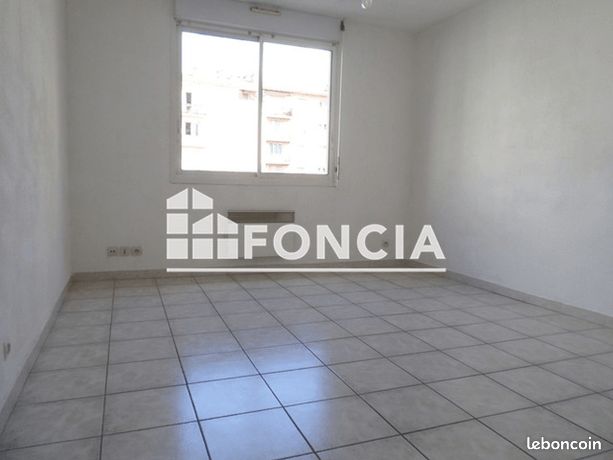 Studio 1 pièce 19 m²