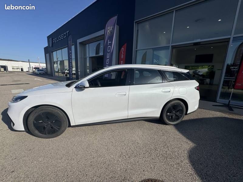 BYD Seal 6 Touring 1.5l DM-i 135 kW PHEV Boost - Voitures