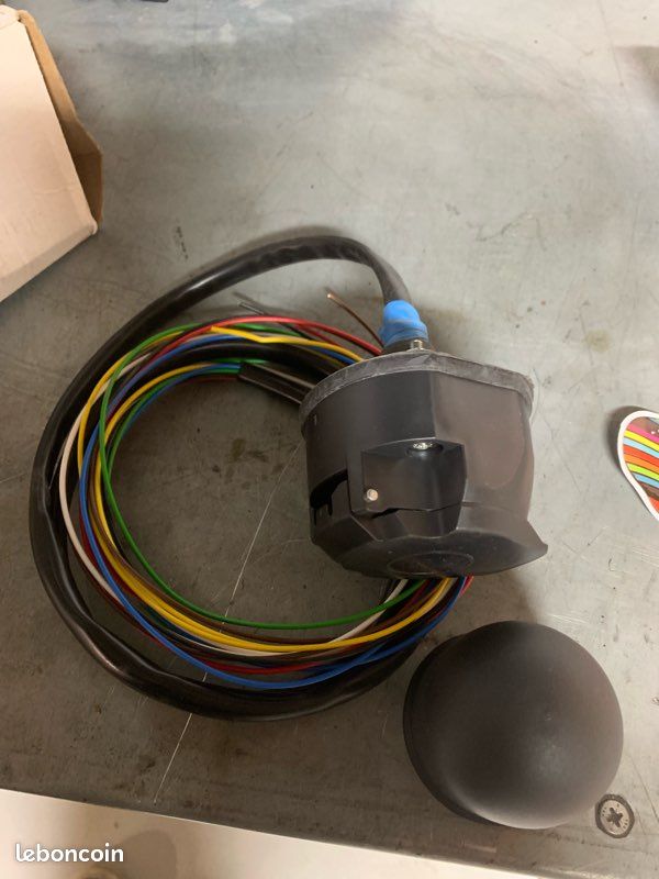 Console Sega Saturn V2 PAL - Boîte Complète Notice + Pile Neuve - Très Bon État