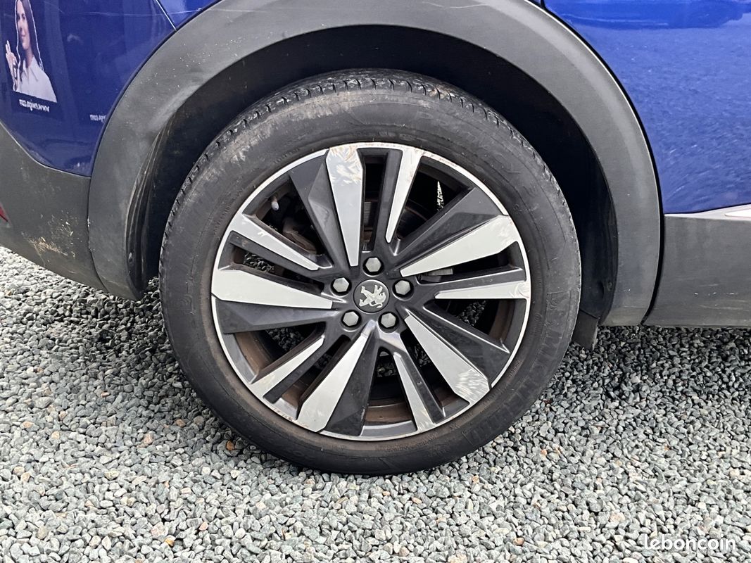 Peugeot 3008 ii 1.2 130ch / gt-line / suivi (image 27)