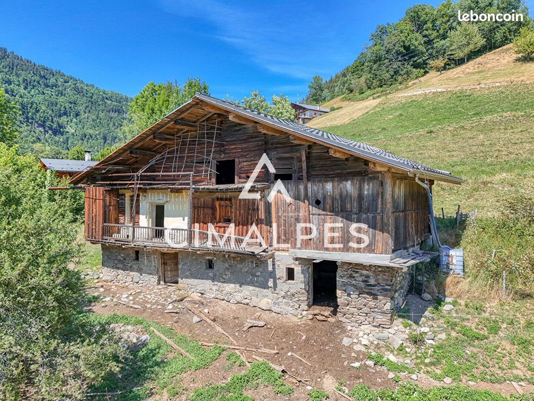 Maison 4 pièces 200 m² · à Beaufort · 200 m² · 625 000 €