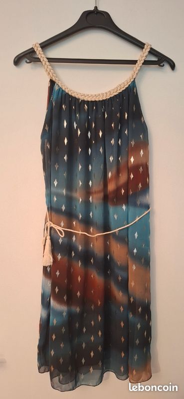 Robe bleue et marron (image 1)